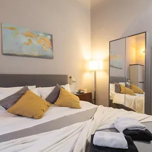  Apartment Tornabuoni - In Old Town Center Italy