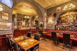 Flann O'Brien Rooms Rome Guest house